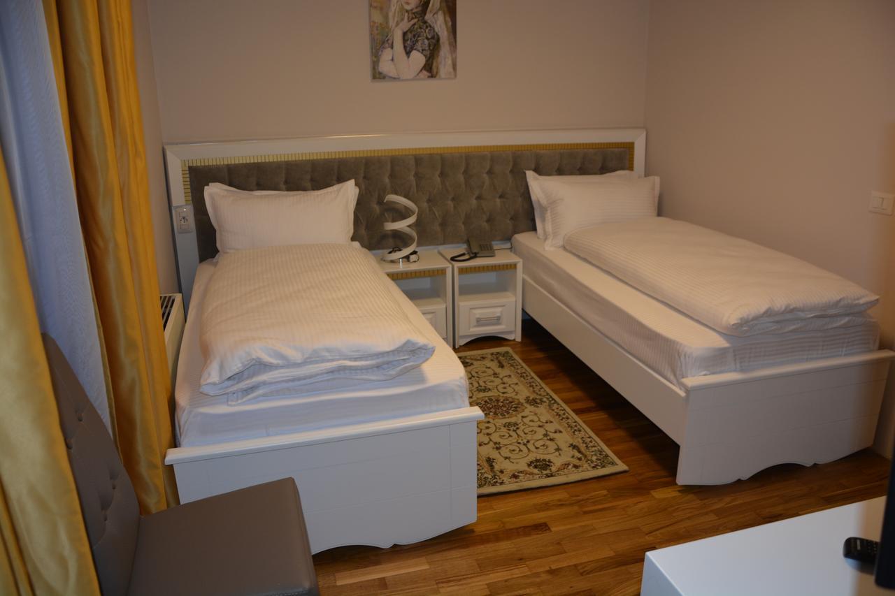 Turizem Shkelzeni 4* Bajram Curri